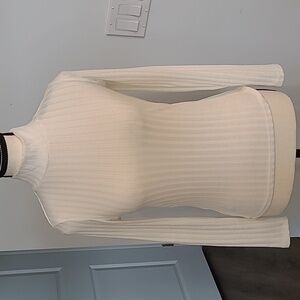 Mango Size XS Off White High Necked Longlseeve Ribbed Top